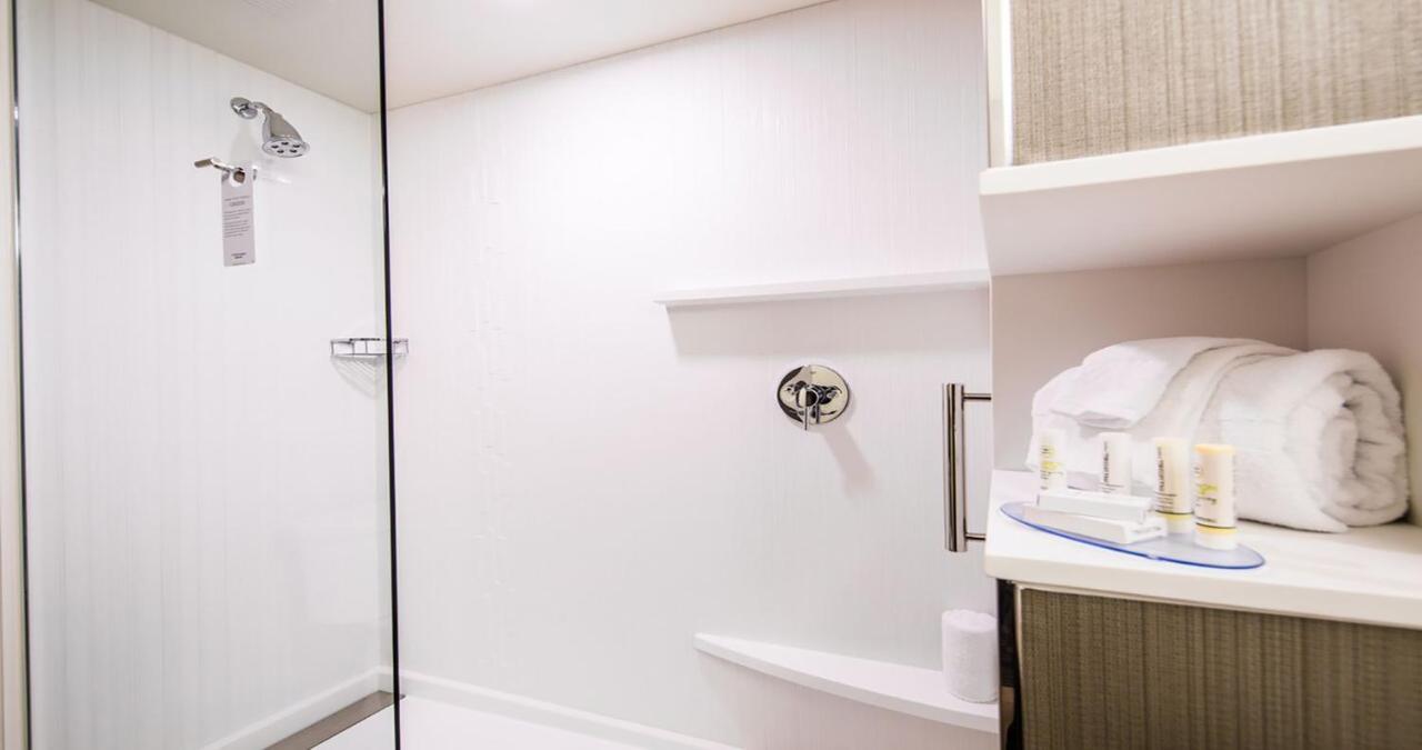 Courtyard By Marriott Columbia Cayce Hotel Exterior foto