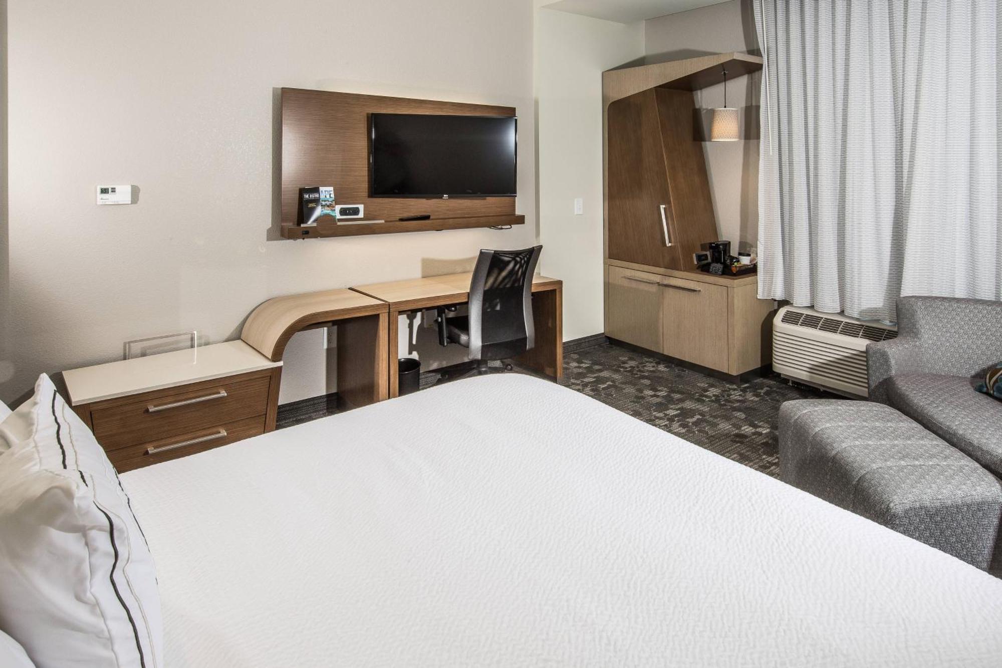 Courtyard By Marriott Columbia Cayce Hotel Exterior foto